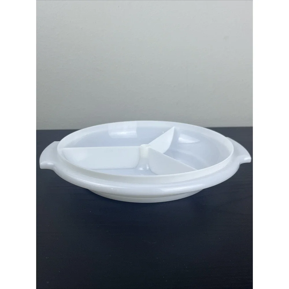 Vintage Tupperware 608-18‎ White Storage Container Kitchen Plastic